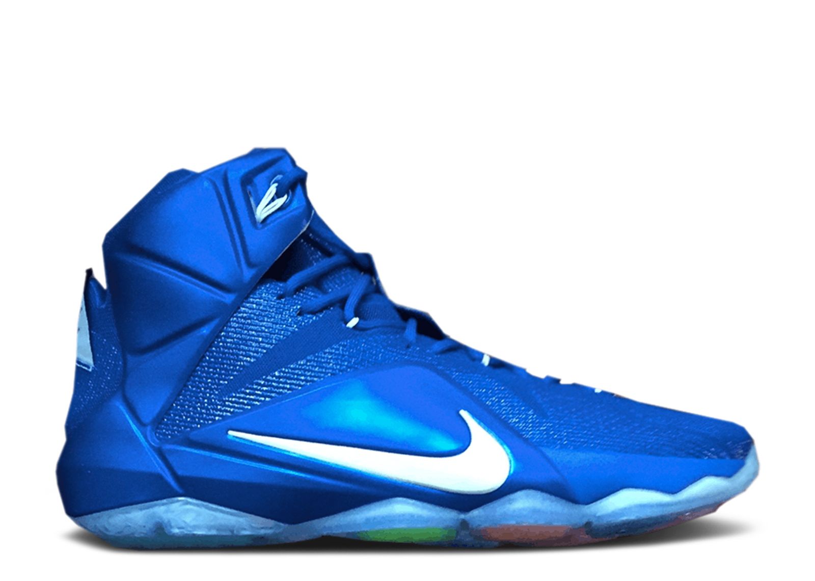 lebron kentucky shoes