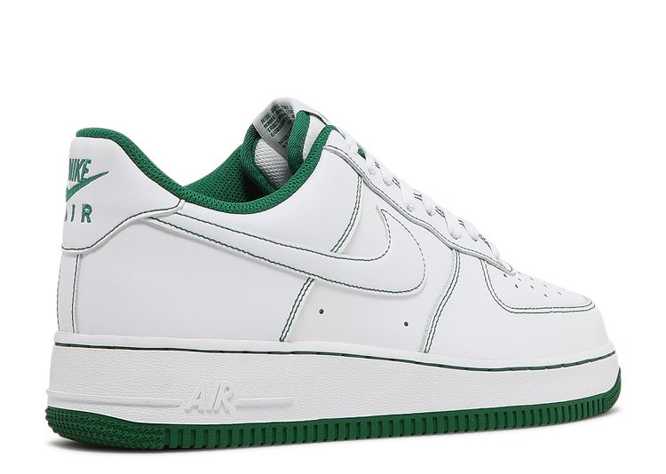 Nike Air Force 1 '07 sneakers in triple white and green