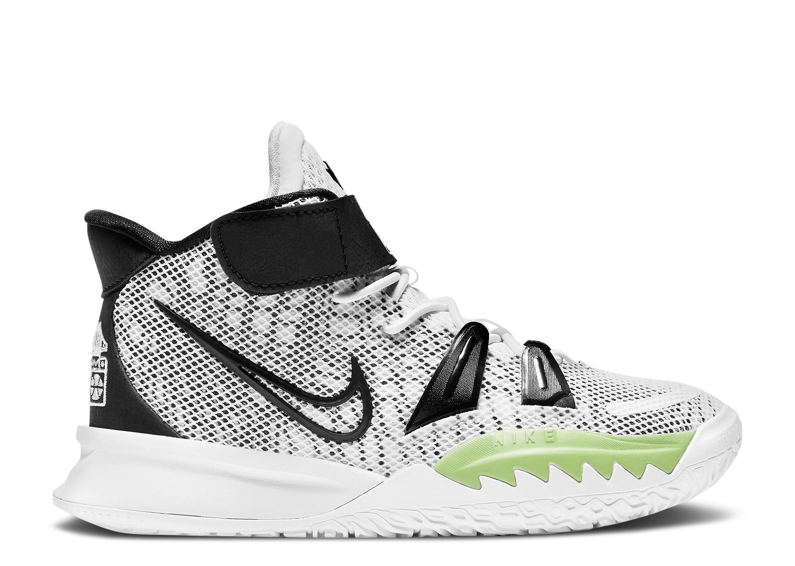 kyrie 7s black and white