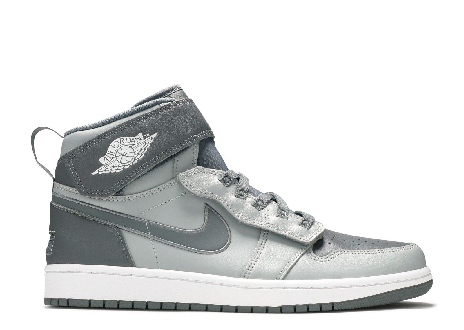 Jordan 1 High FlyEase 'Light Smoke Grey'