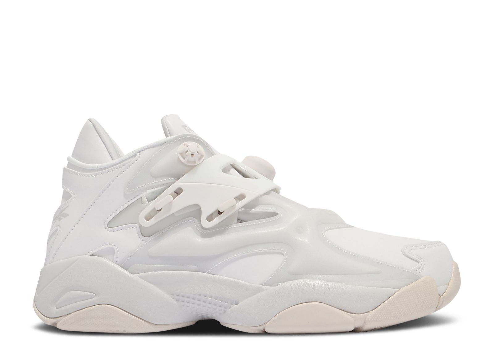 Pump Court 'White Ivory'