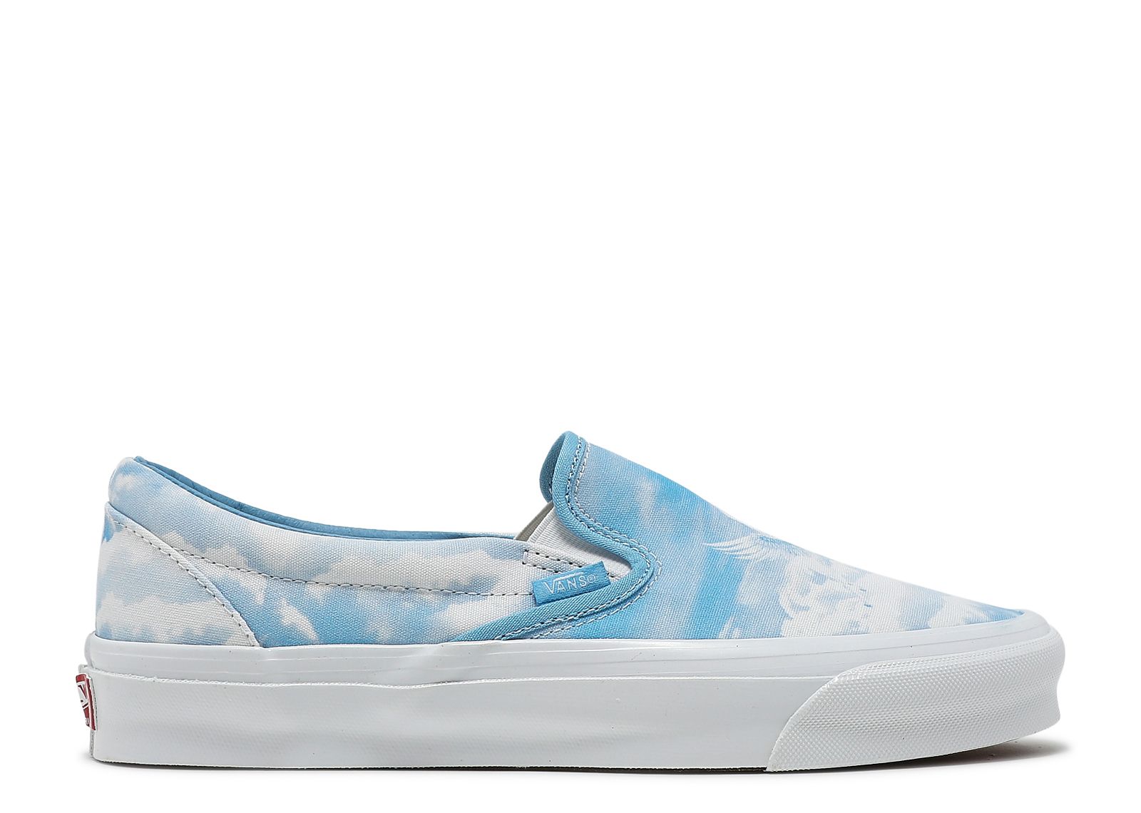 Vans vault slip on cheap white