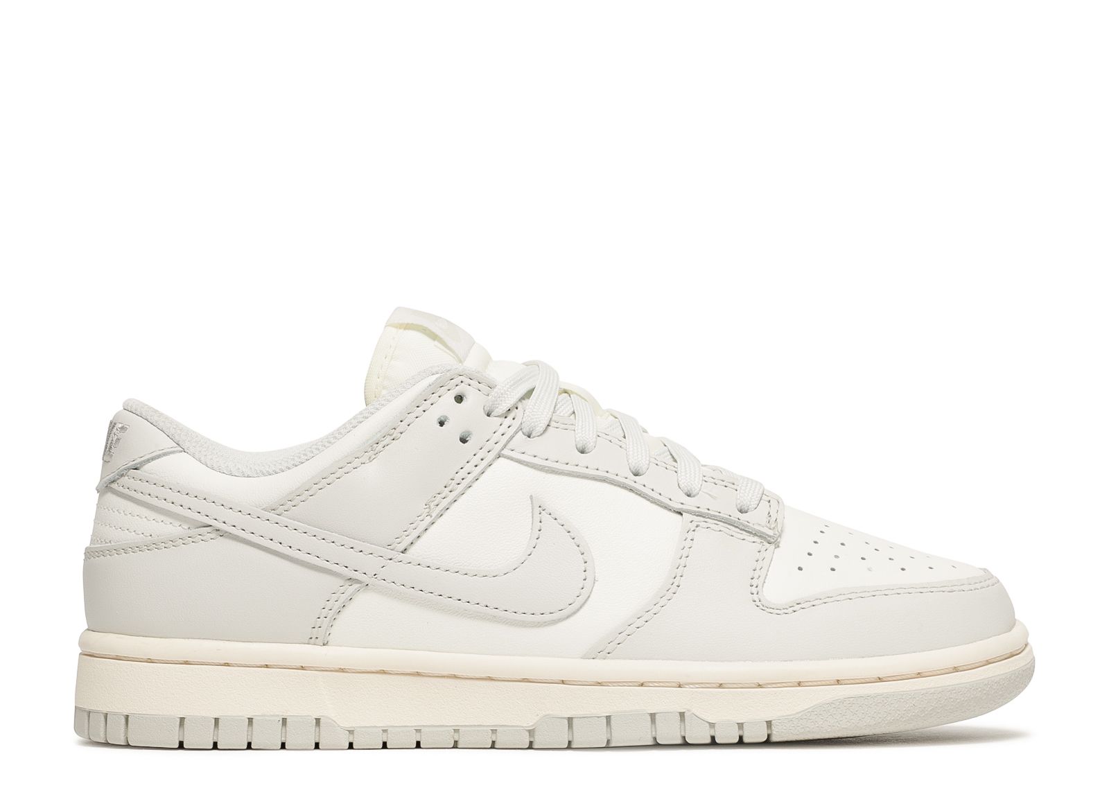 nike dunks light bone