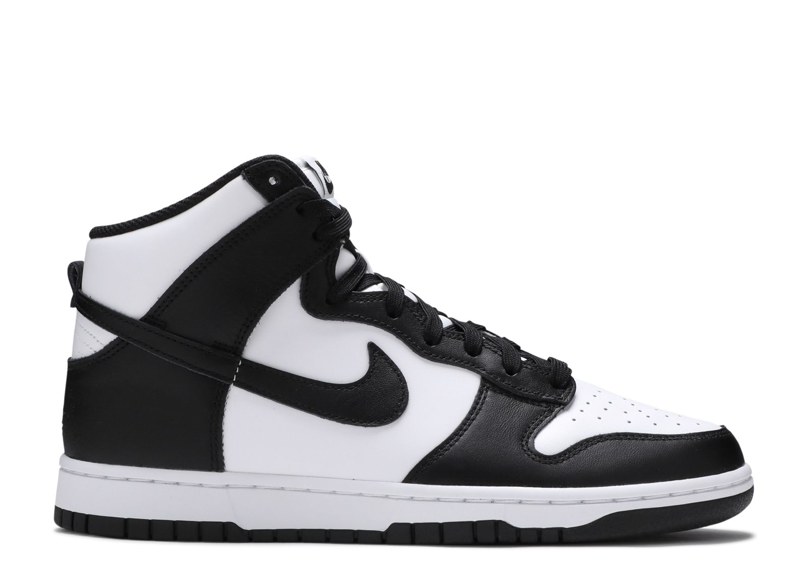 Nike Dunk High Black and White スニーカー 靴 メンズ 購入して無料で入手