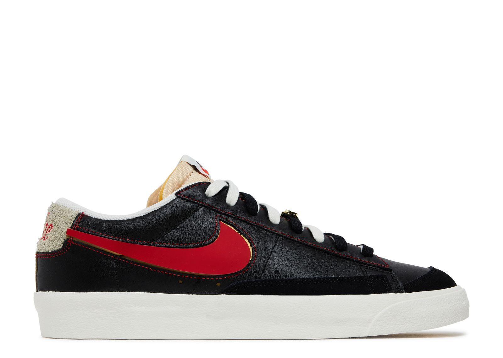 Blazer low black and clearance red