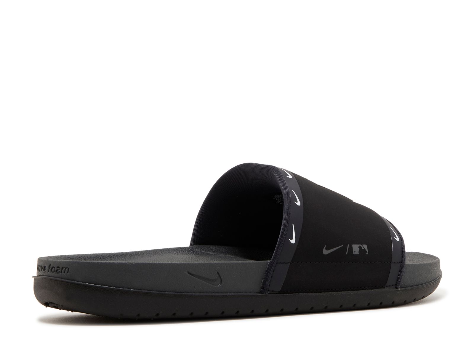 Nike Men's Offcourt Yankees Slides