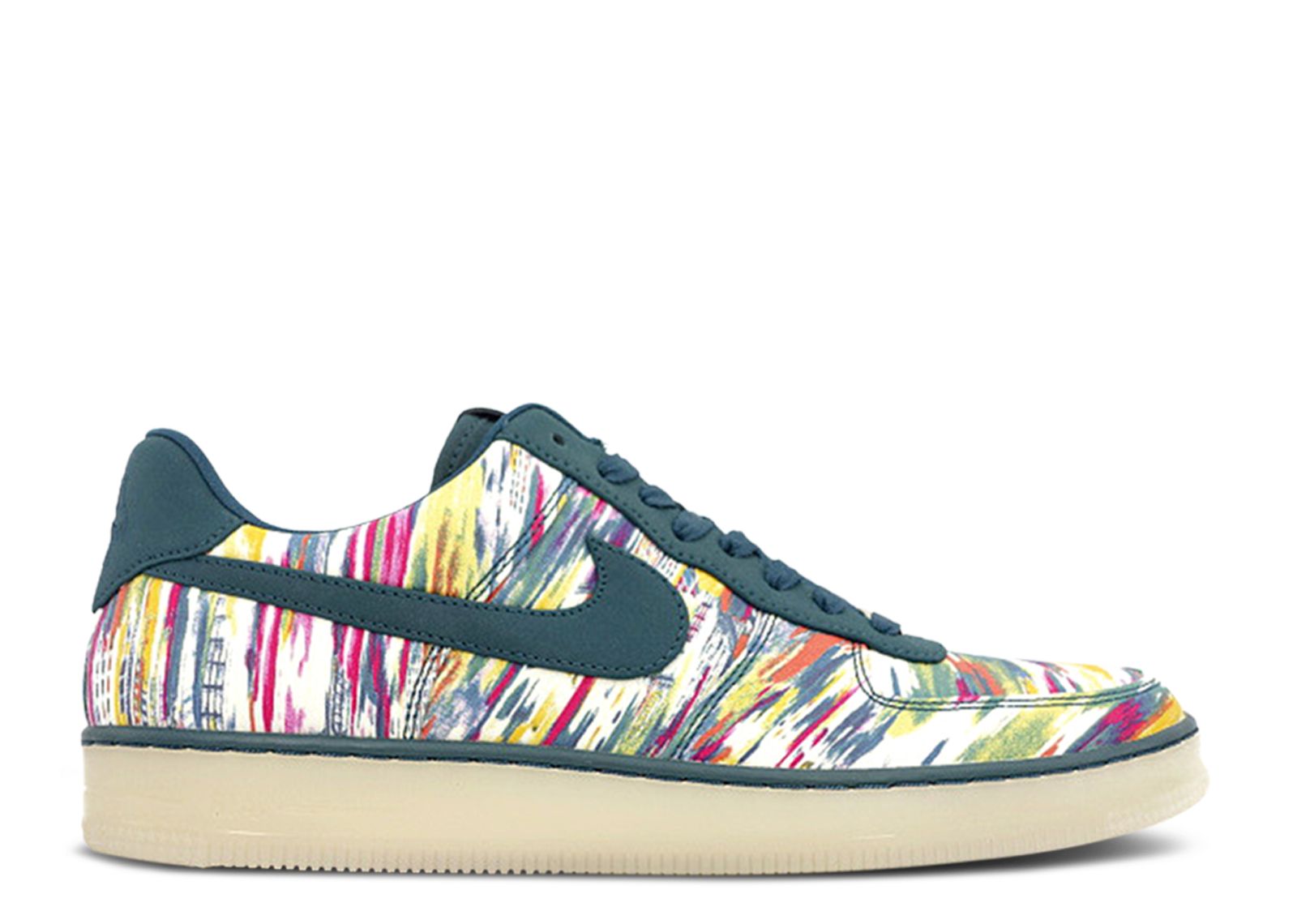 Liberty x nike outlet air force 1 downtown