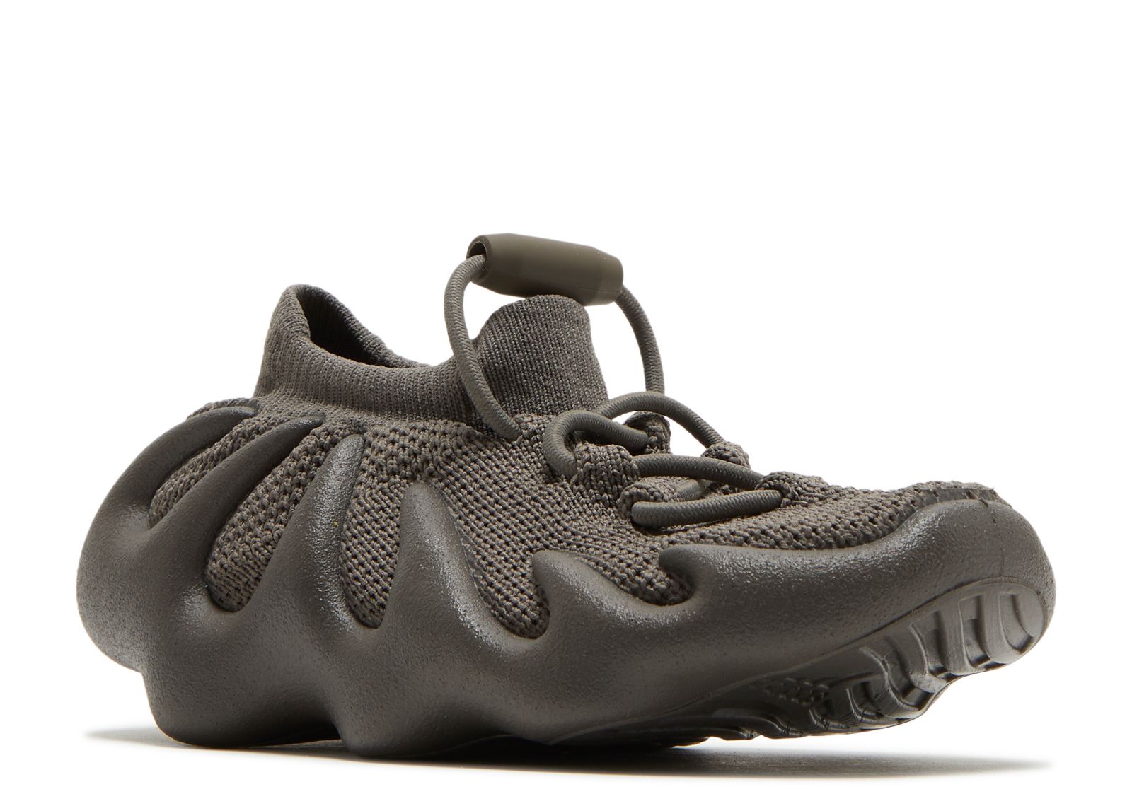 yeezy cinder flight club