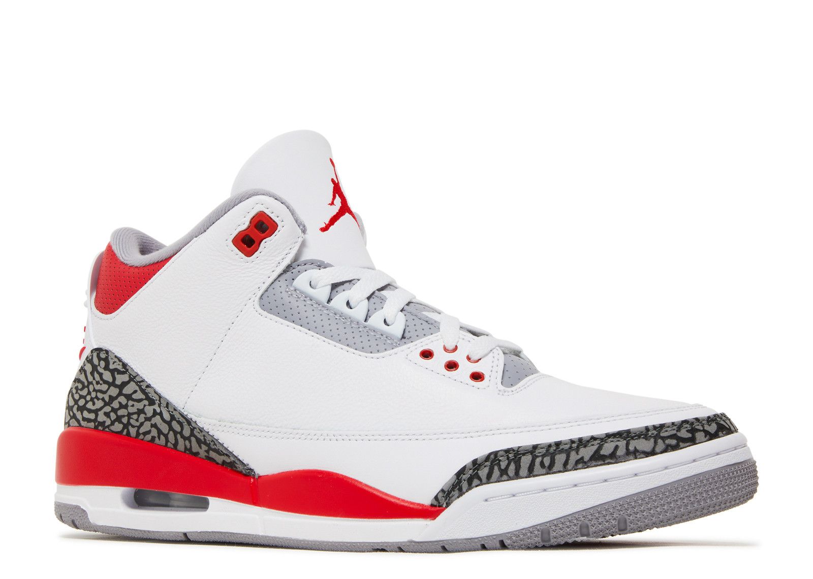 Jordan 3 Retro ‘Fire Red’ 2022