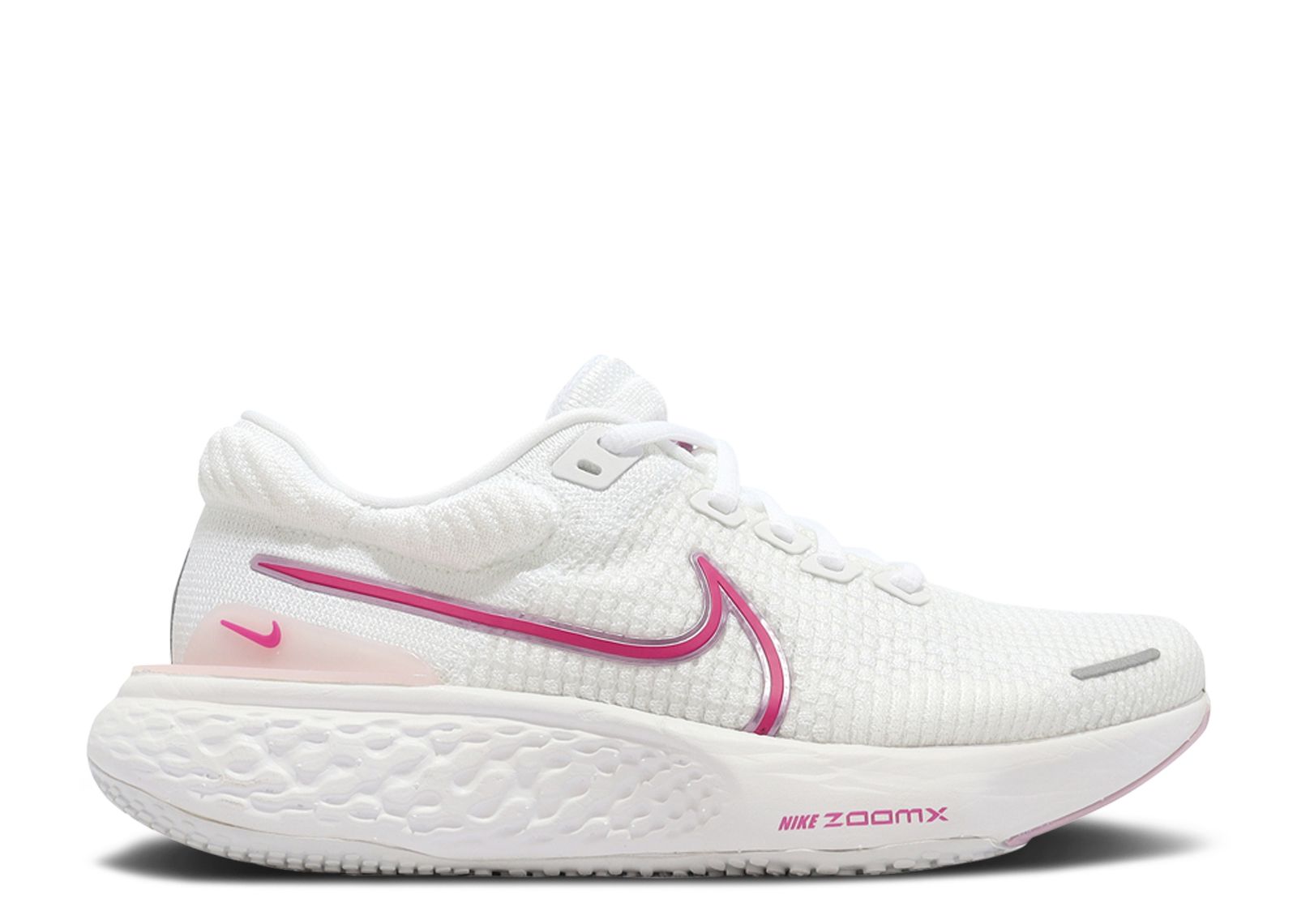 White and 2024 pink 'free flyknit