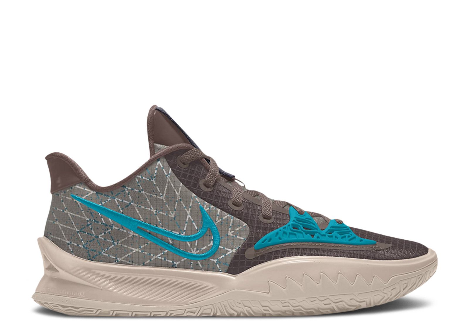 Nike Kyrie Low 4 Sneakers | Flight Club display picture 3