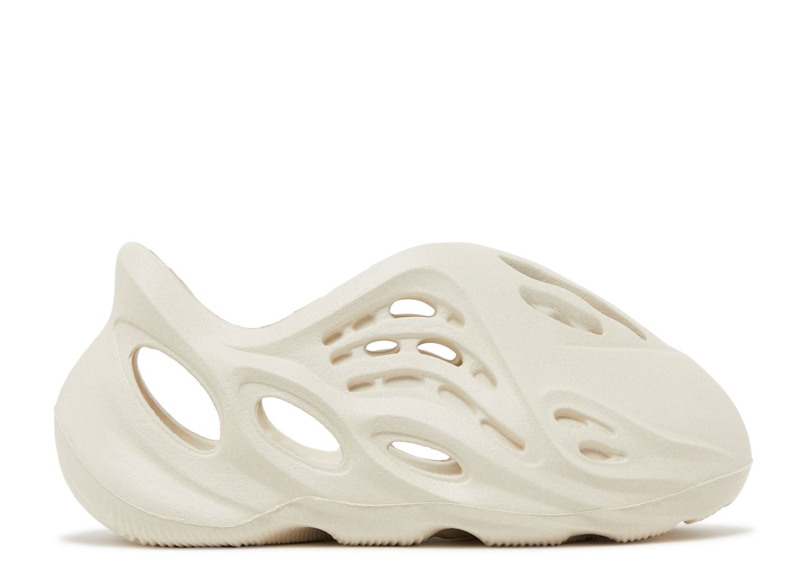 adidas KIDS YEEZY Foam Runner Sand 17cm | angeloawards.com