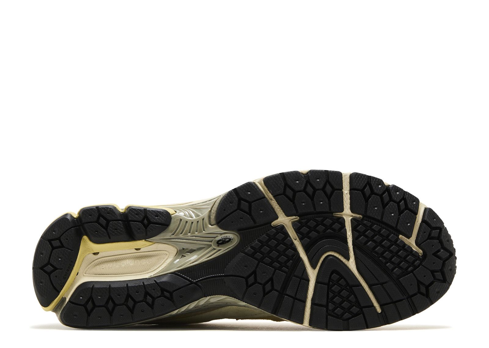 New Balance AURALEE X 2002R 'Sand' - New Balance - M2002RE1