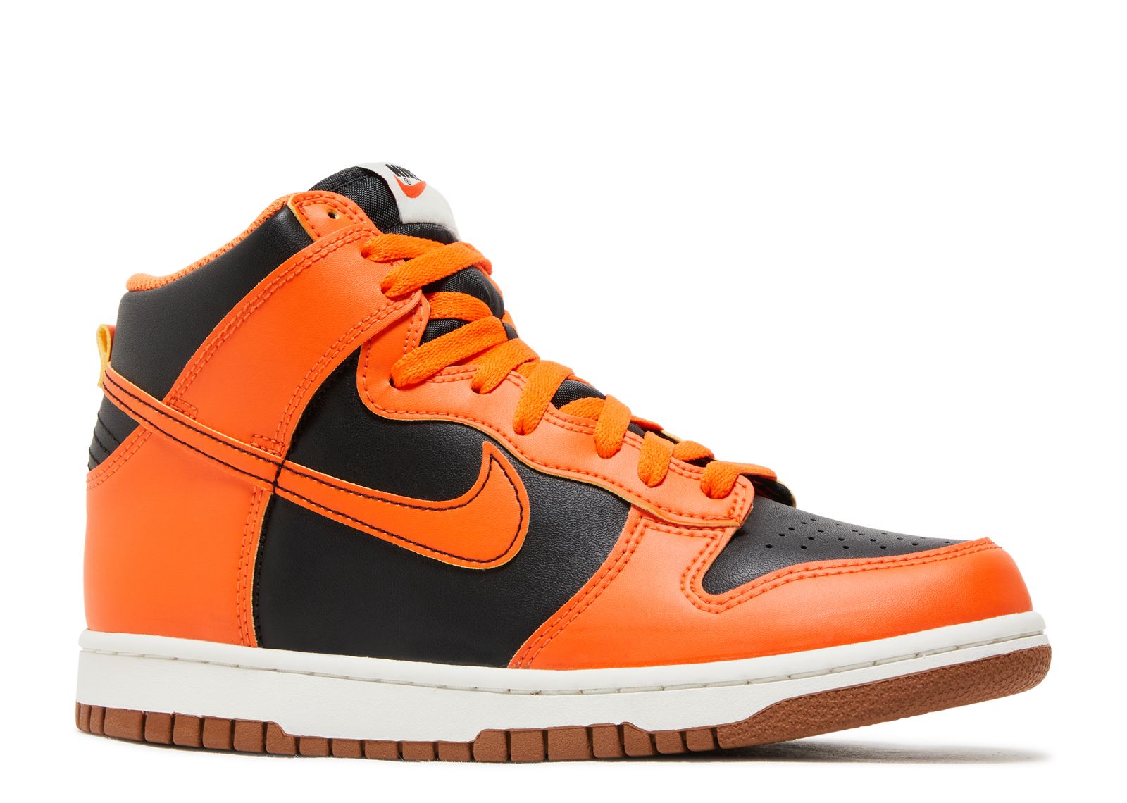 nike sb dunk high halloween