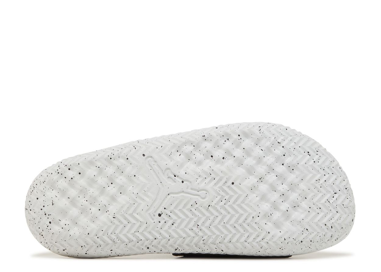 Jordan Play Slide 'Black Photon Dust'