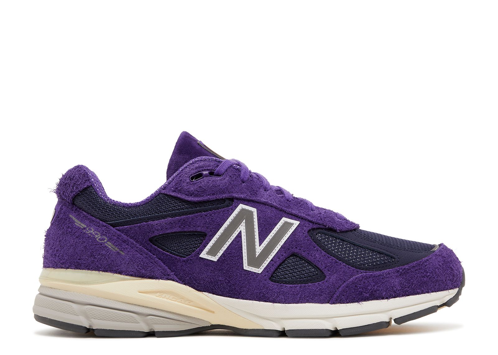 New Balance M2002R Dark Grape New Balance 2002R 