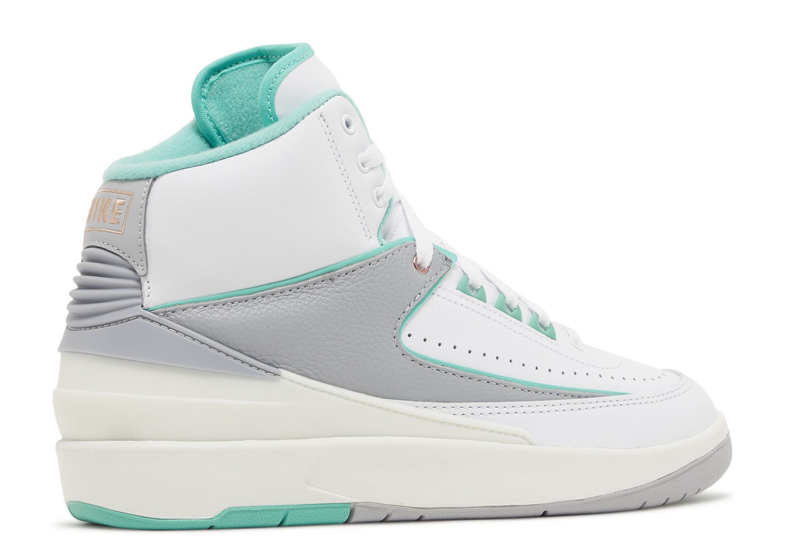 Wmns Jordan 2 Retro ‘Crystal Mint’