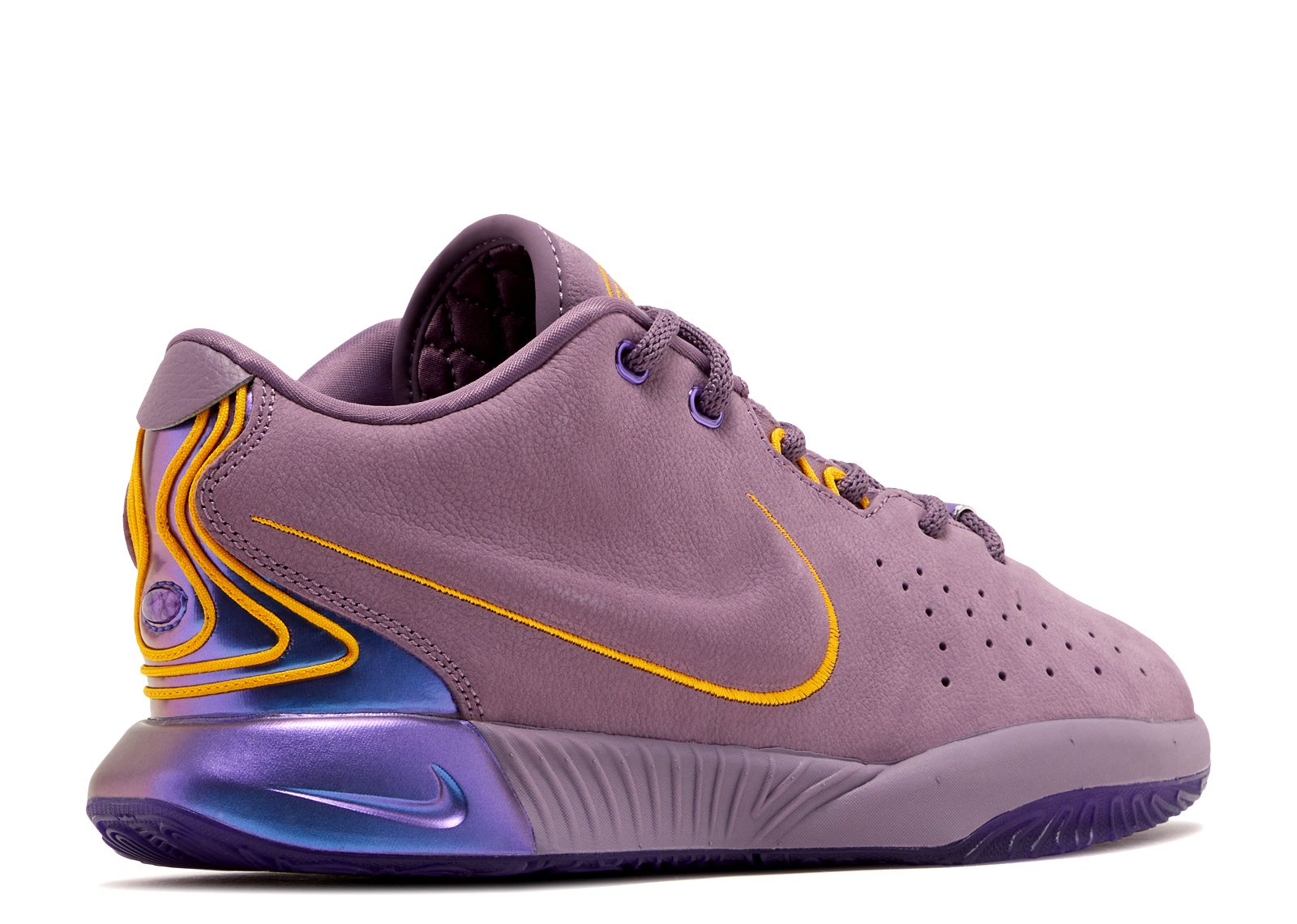 Nike LeBron 21 \