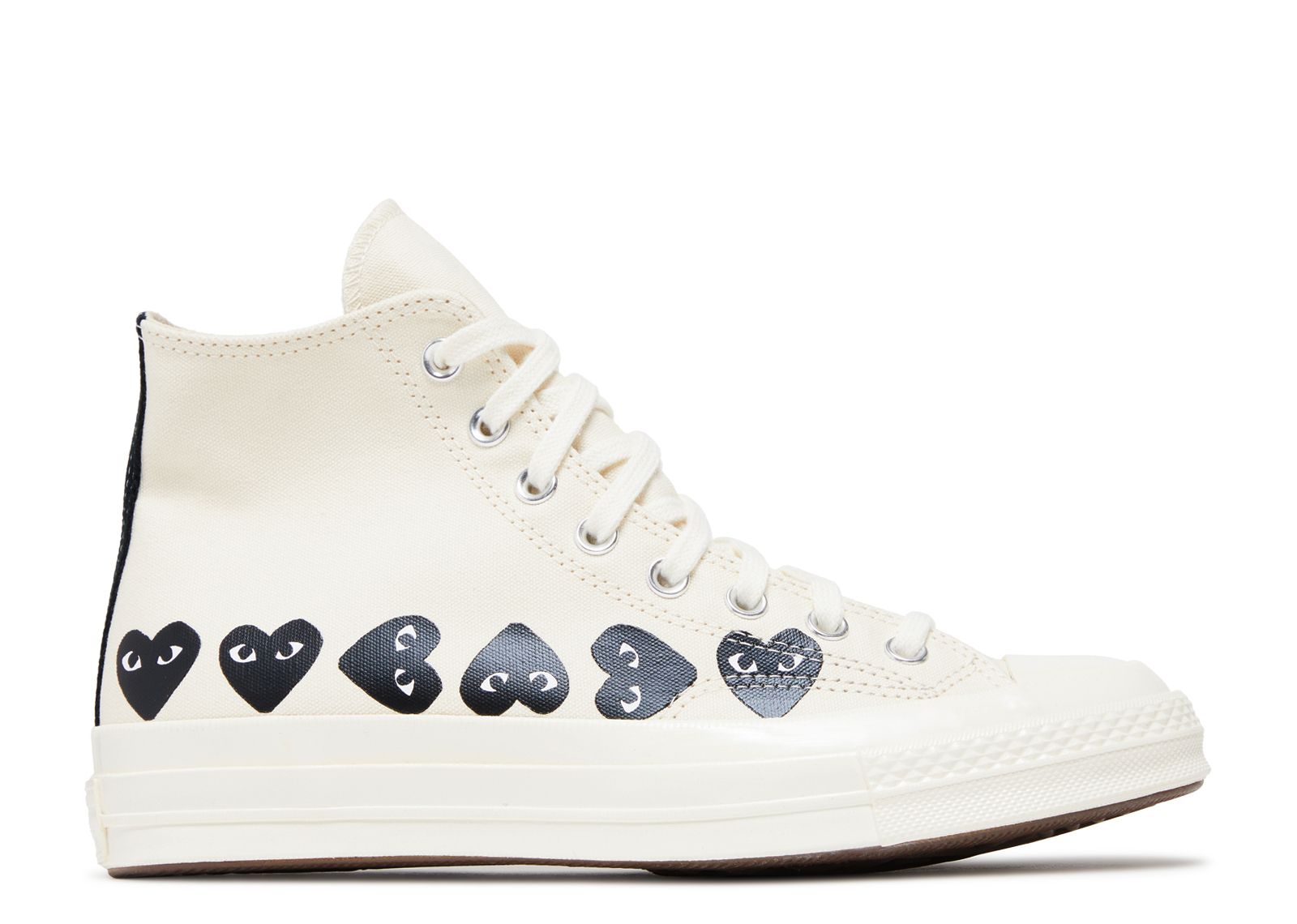 White high top converse hotsell with heart