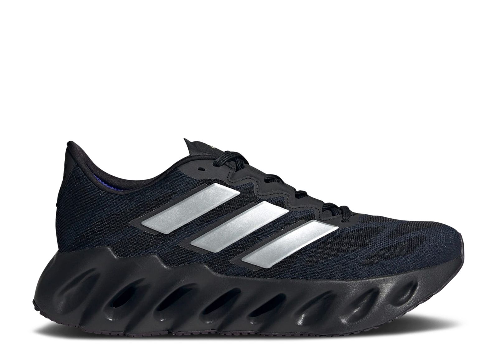 Switch FWD 'Black Silver Metallic' - Adidas - ID2638 - legend ink