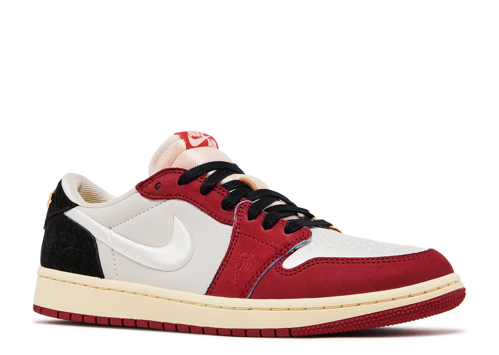 Trophy Room x Jordan 1 Retro Low OG SP ‘Home’