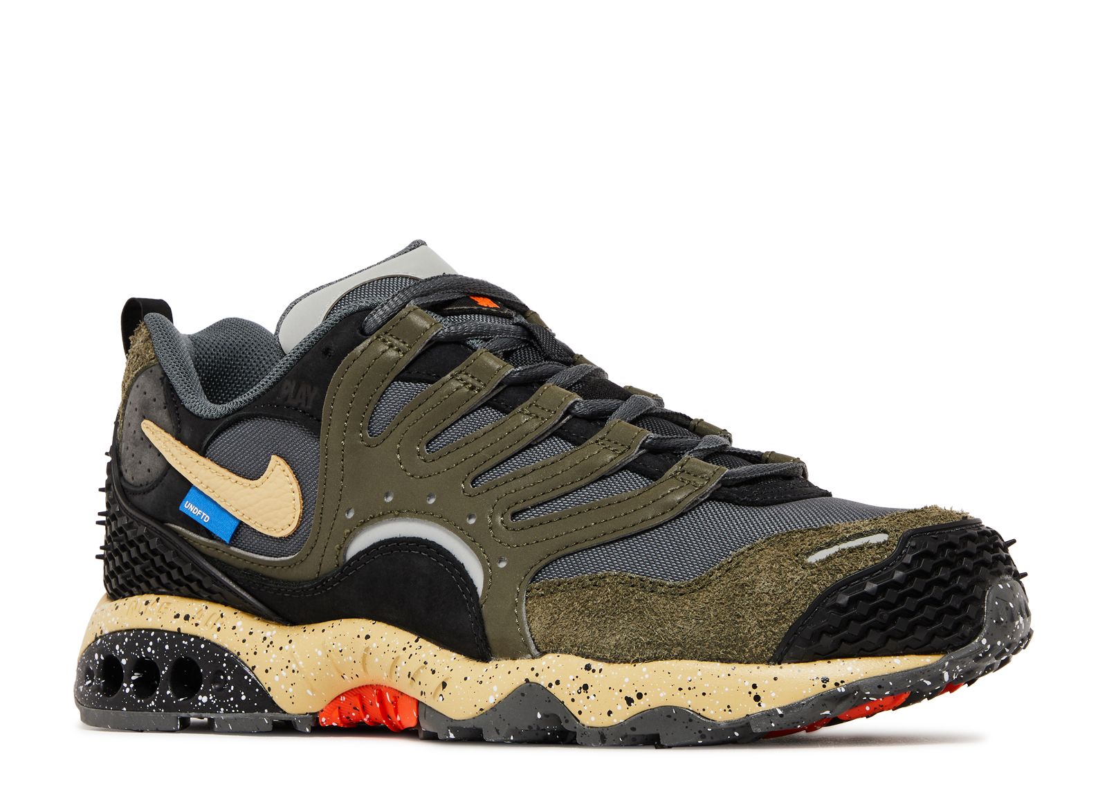 Undefeated X Air Terra Humara Cargo Khaki Nike FN7546 300 cargo khaki wheat grass iron grey Flight Club