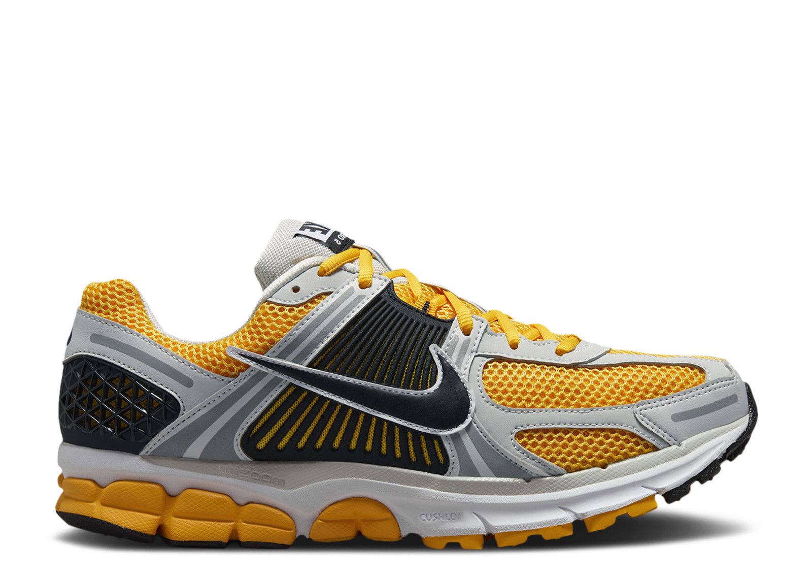 Air Zoom Vomero 5 'University Gold' - Nike - FB9149 002 - photon dust ...