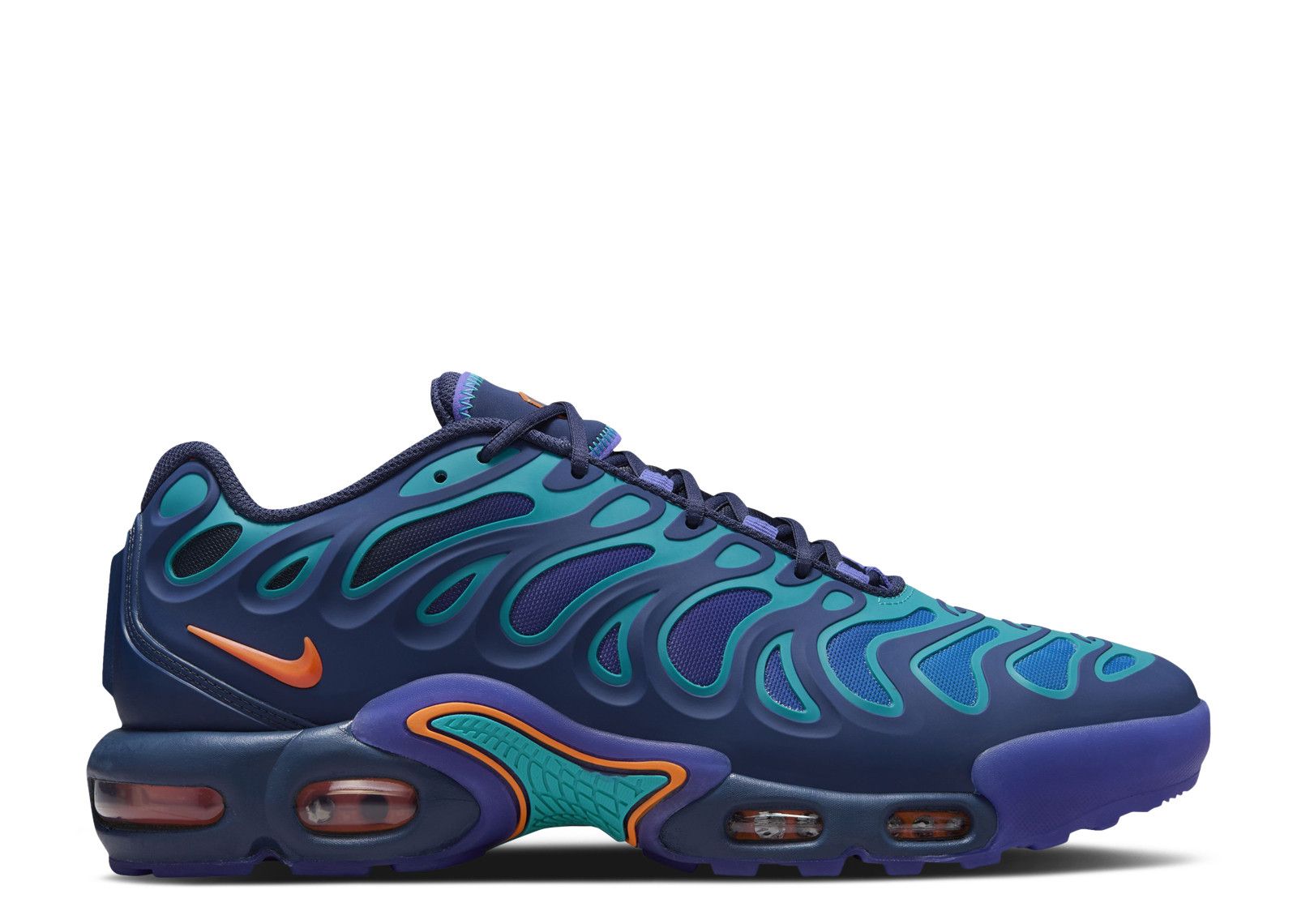 Nike air max plus flight club hotsell