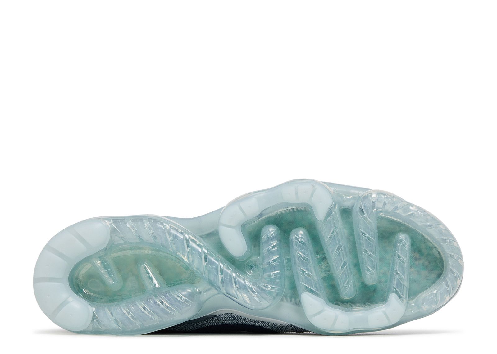 pure platinum vapormax 2020