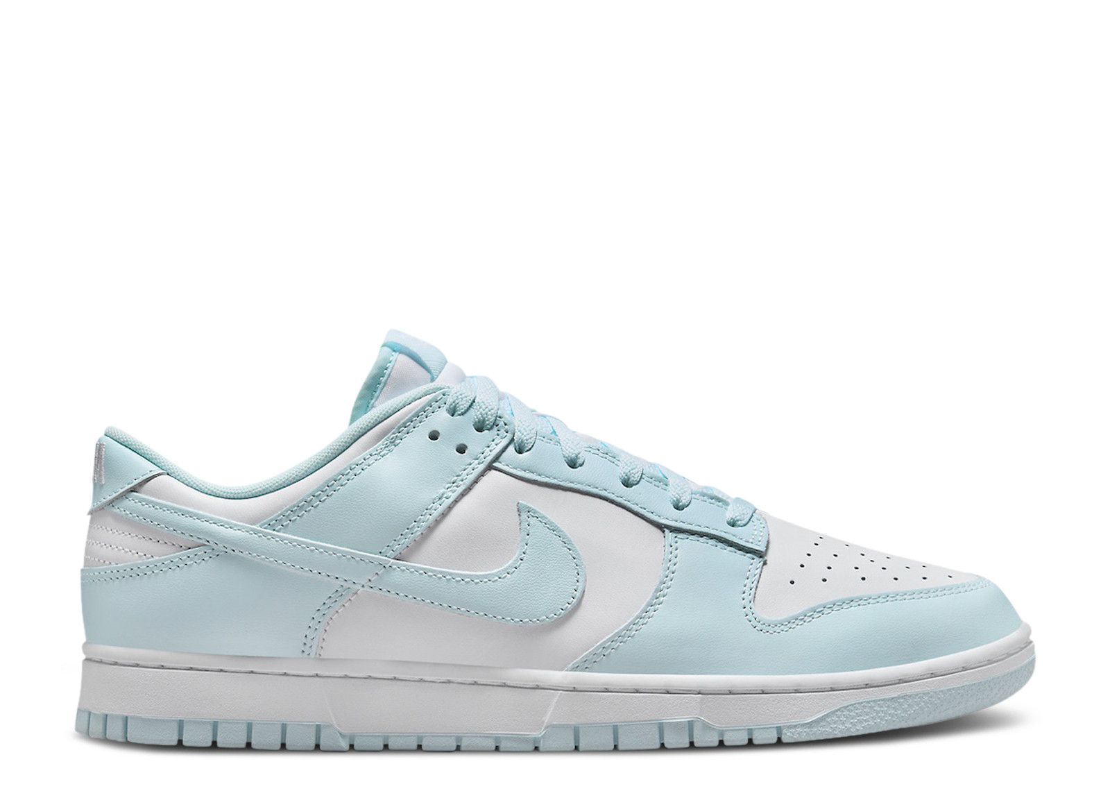 ★NIKE★大人気★W DUNK LOW ESSENTIAL \"リバース UNC\"★追跡可 Wmns Dunk Low 'Reverse UNC' - Nike - DJ9955 101 - university