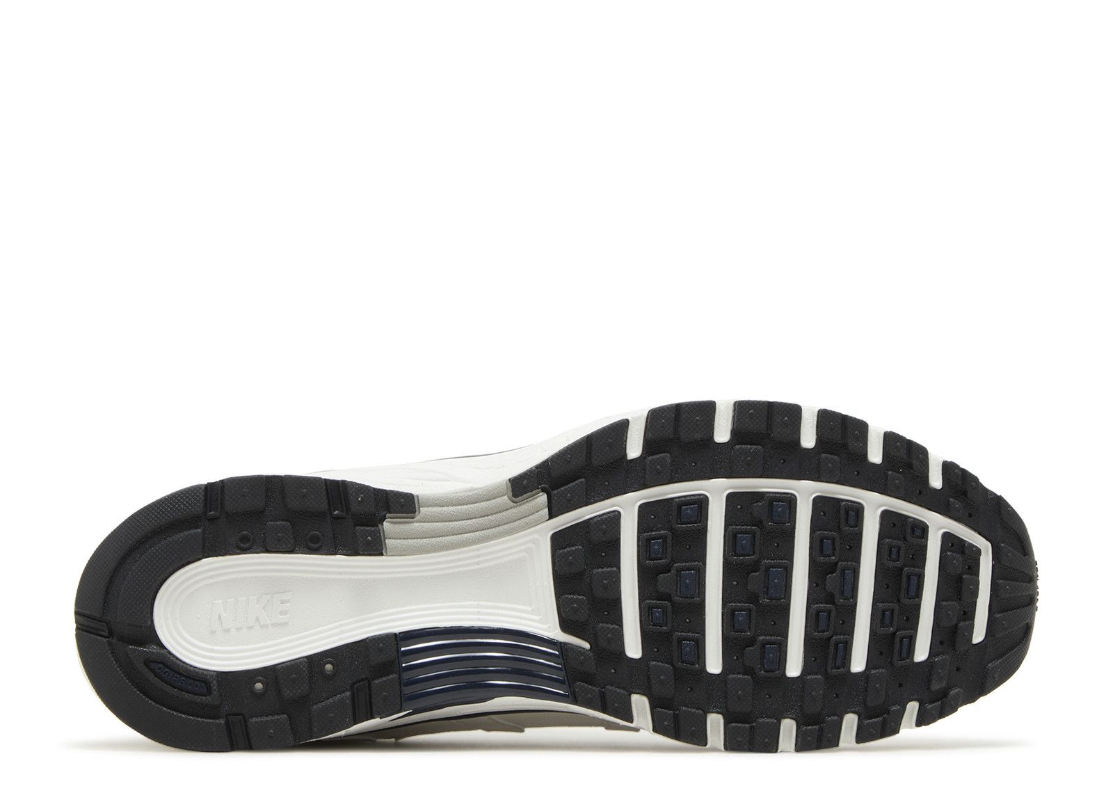 Nike ★ P-6000 Phantom Summit White Amazon.com | NIKE Women's Sneaker, MTLC Summit Wht White