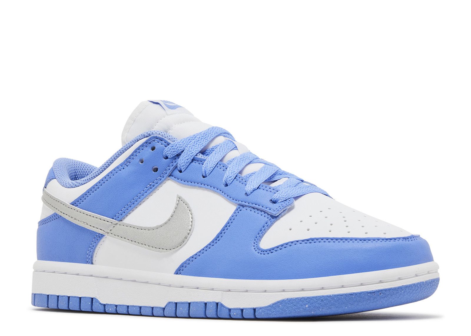 Wmns Dunk Low Next Nature  display picture 2