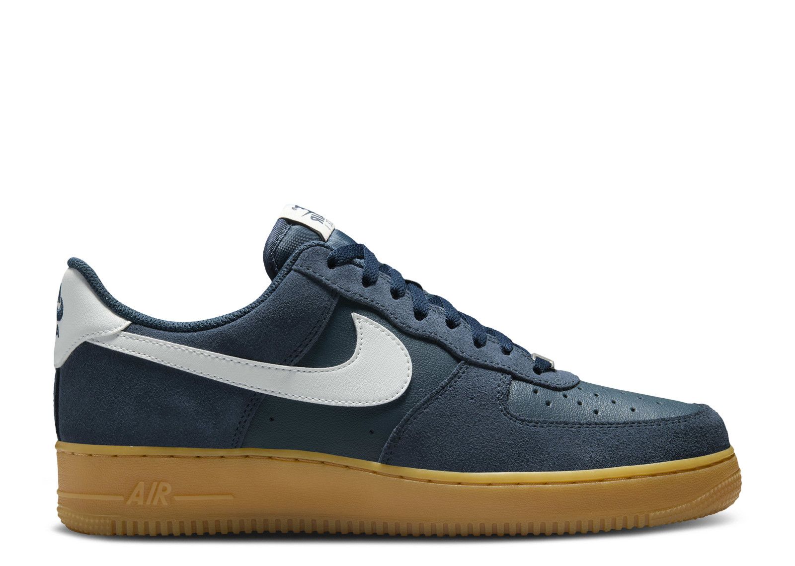 Nike Air Force 1 Low ’07 LV8 Armory Navy Nike Air Force 1 Low '07 Armory Navy Baltic Blue HJ9291-478
