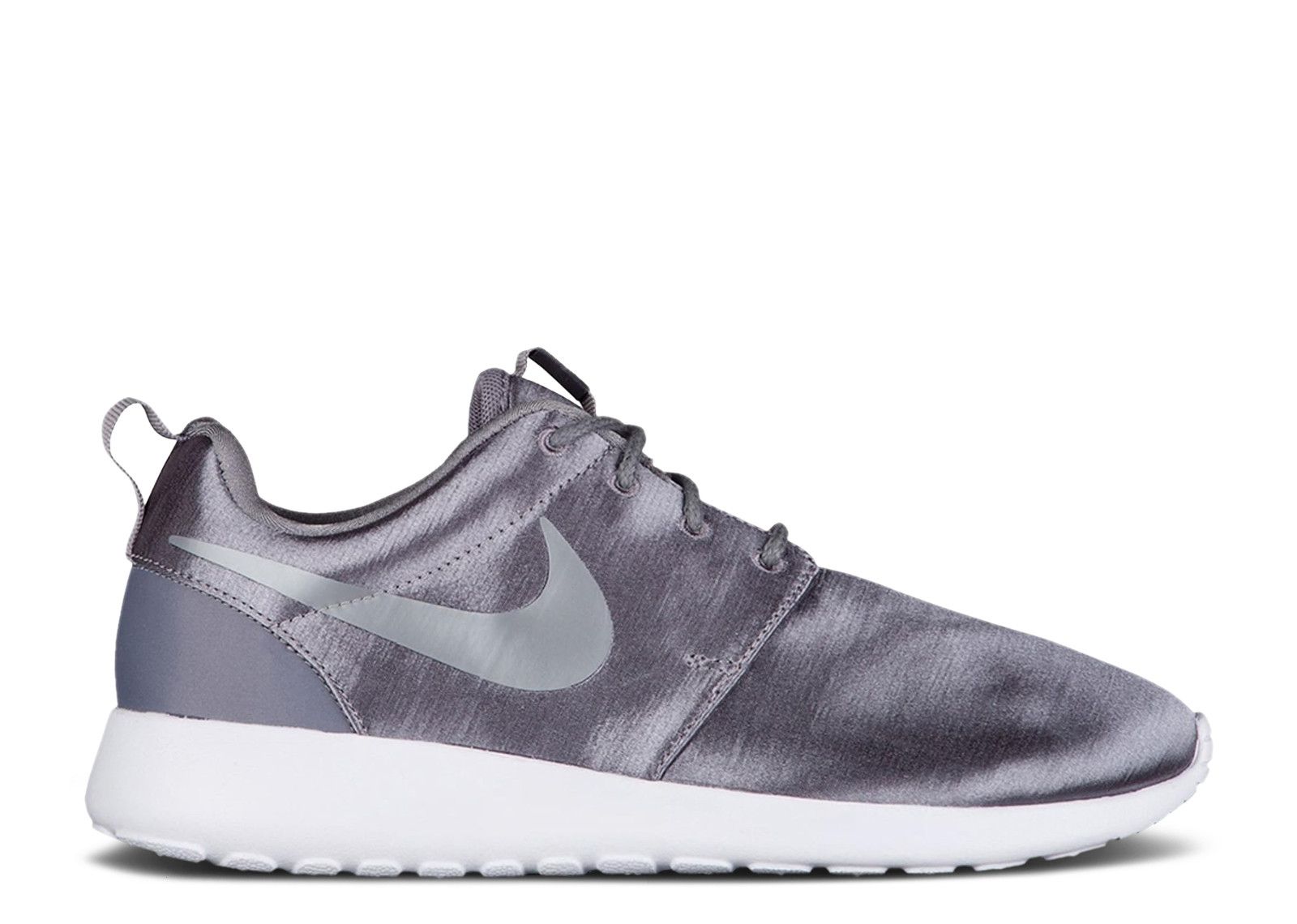 Wmns Roshe One Premium Pure Platinum