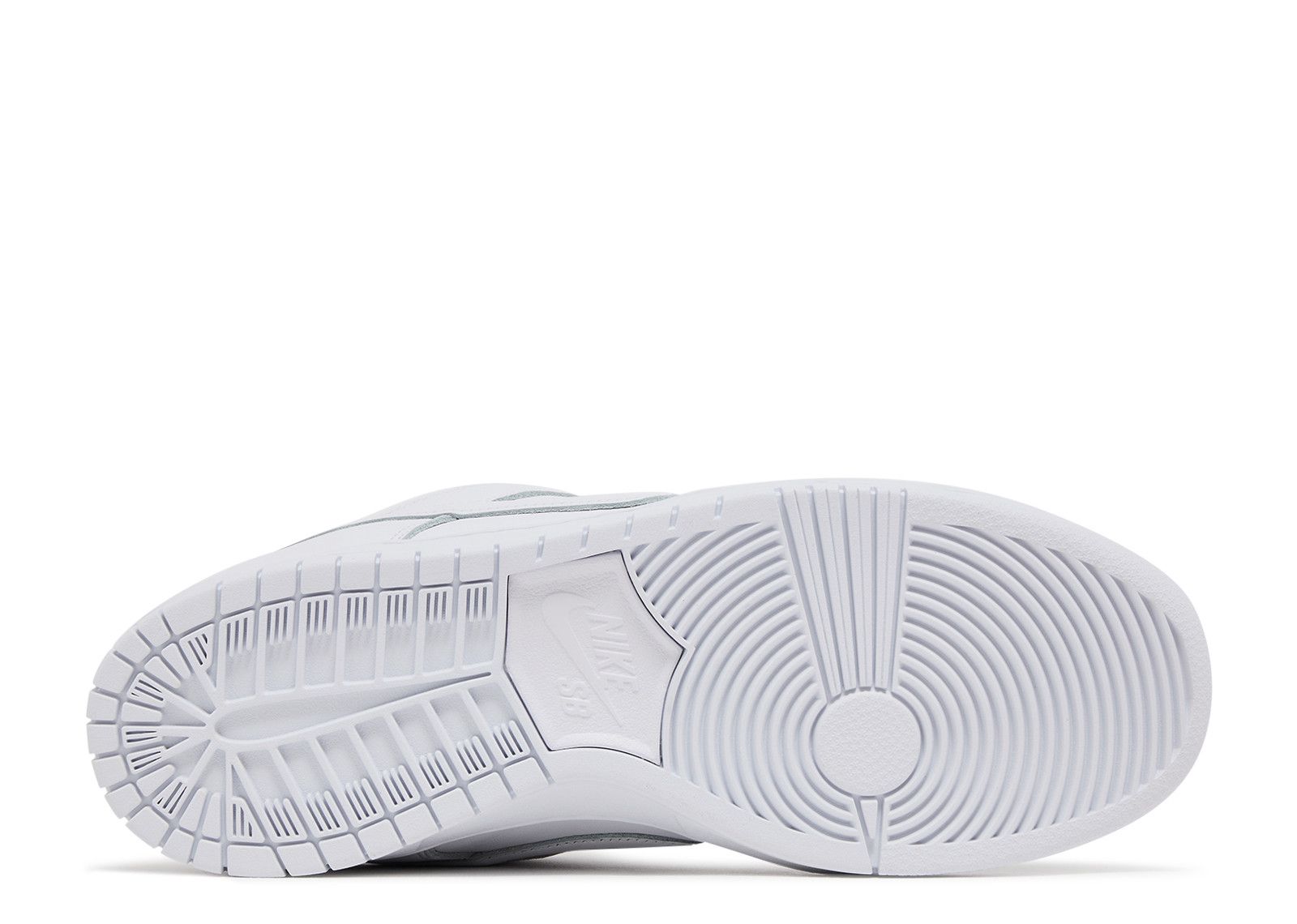 NIKE SB DUNK LOW PRO ”TRIPLE WHITE\"26.5 DROPPING NOW👀! TRIPLE WHITE SB DUNK LOW IN HAND REVIEW