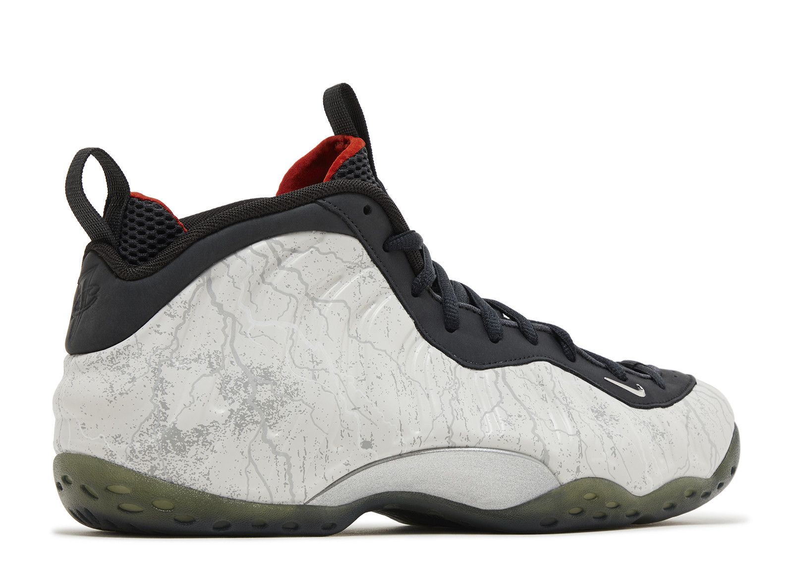 Tekken 8 x Air Foamposite One Premium 'Jin Kazama'