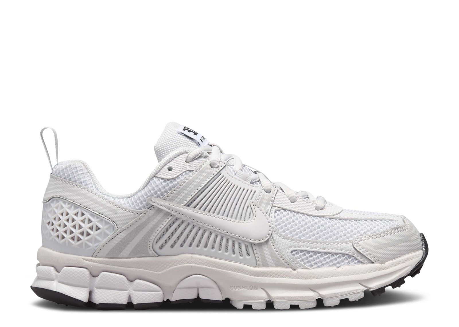 日本未発売★人気★Nike Zoom Vomero 5 Sde スニーカー Nike Vomero 5 Sneakers | Flight Club Japan