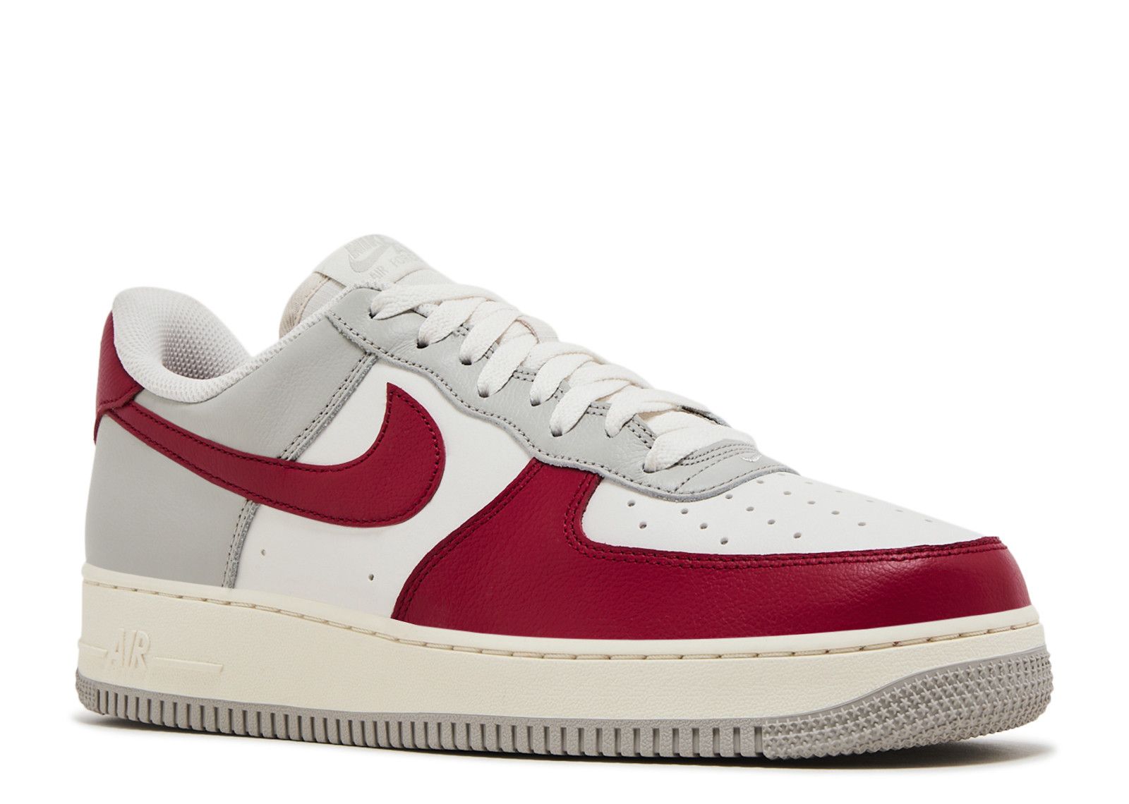 NIKE AIR FORCE 1 '07 LV8 9.5 ジムレッド Nike Air Force 1 '07 LV8 Red Toe Mens Basketball Shoes Gym