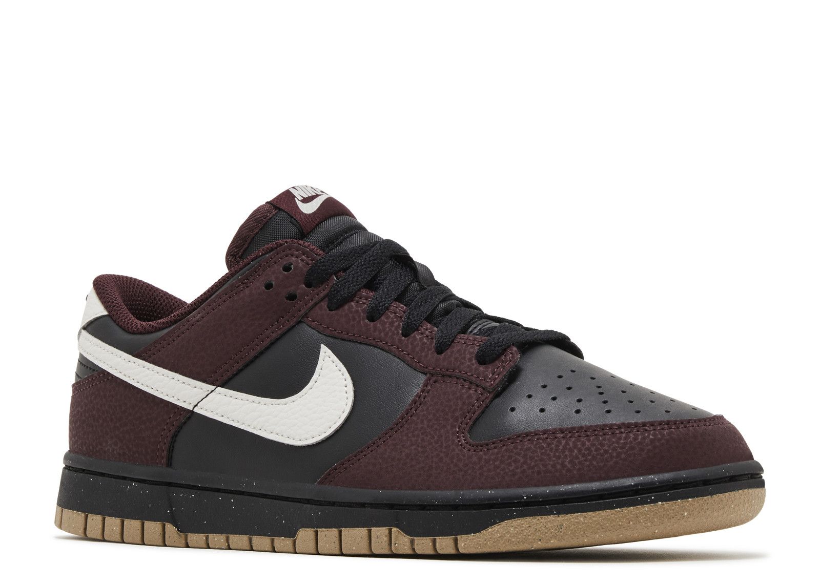 Wmns Dunk Low Next Nature 'Burgundy Crush Black' - Nike
