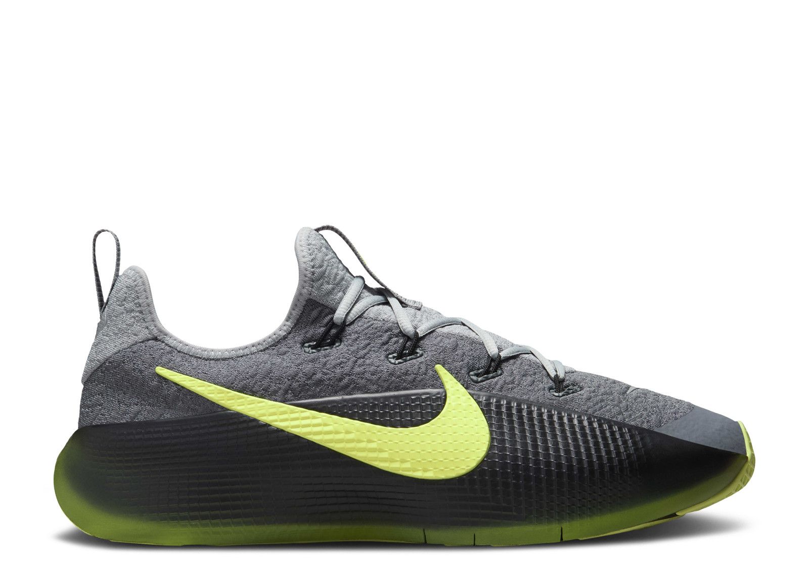 LeBron TR 1  display picture 3
