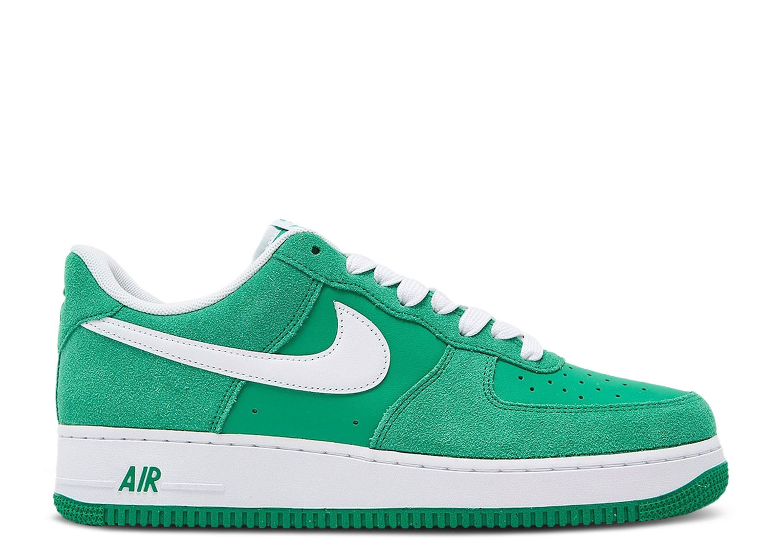 ★NIKE★送関込★大人気カラーのAF１「スタジアム グリーン」 オフィシャル写真:ナイキ エア フォース 1 SK8 