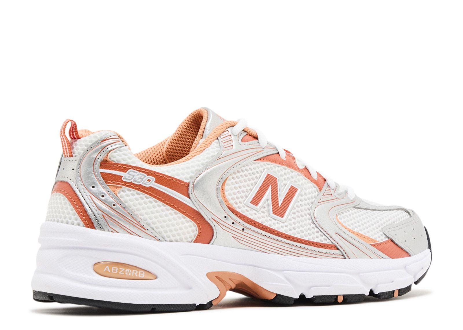 New Balance 530 ‘Silver Metallic Infield Clay’