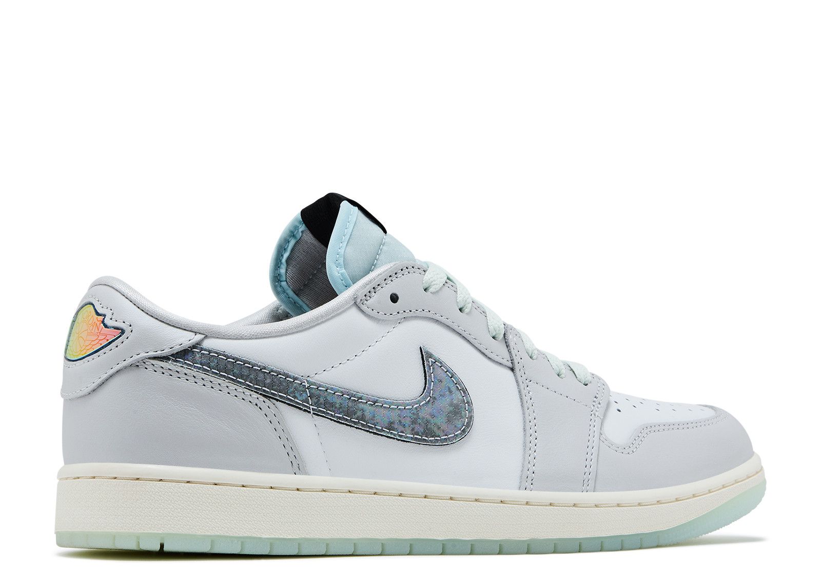 Jordan 1 Low OG ‘Year of the Snake’