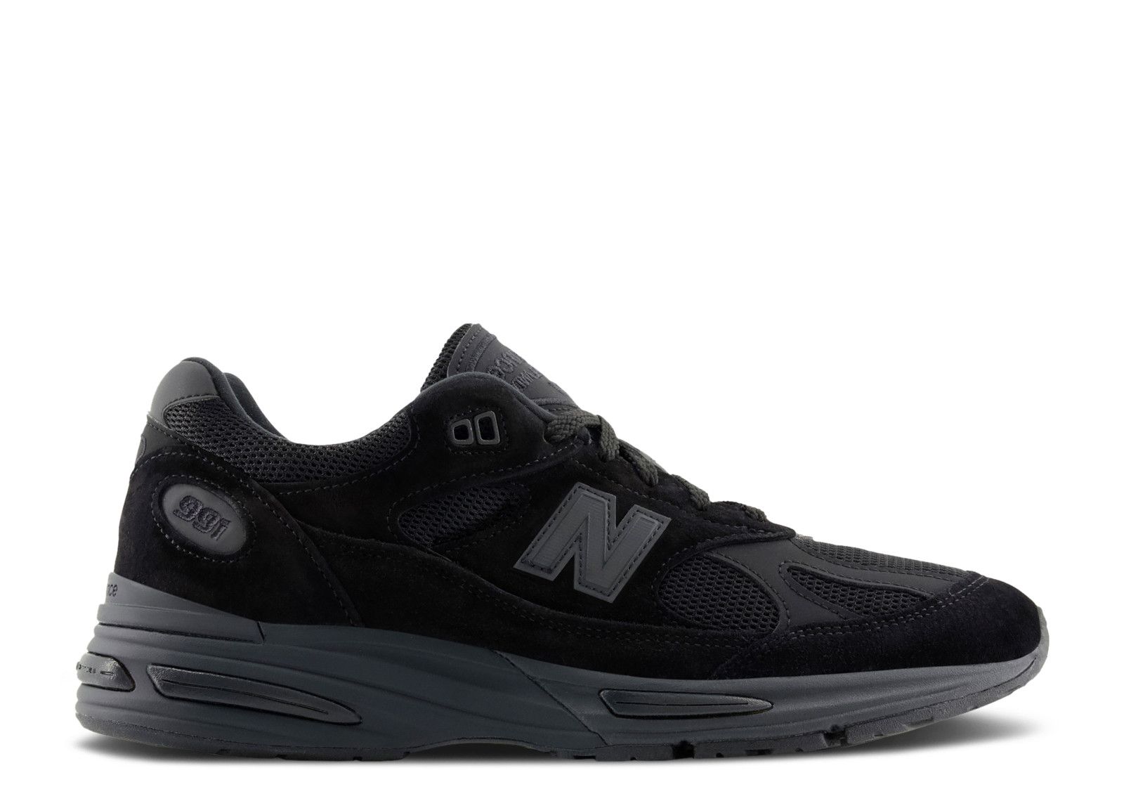 New Balance ☆ made in England U991KK2 ‘Black’ New Balance 991v2 Made In England 'Triple Black' - New