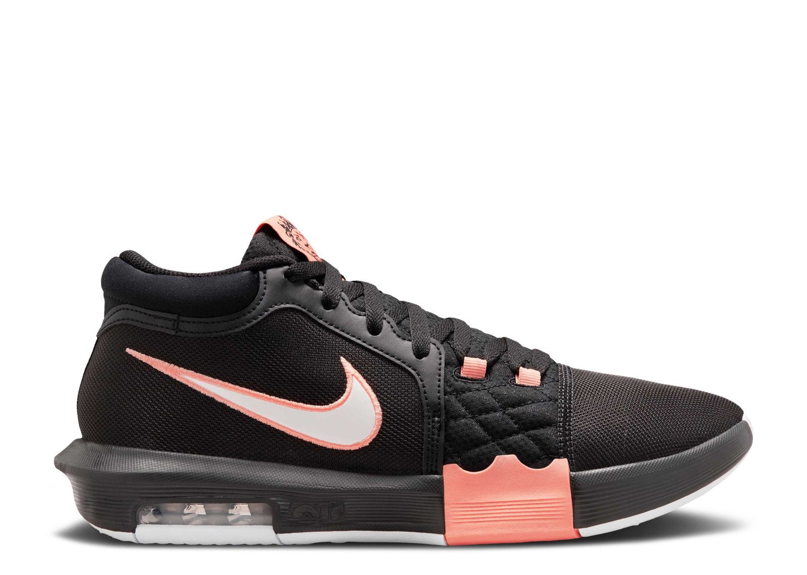 LeBron Witness 8  display picture 3