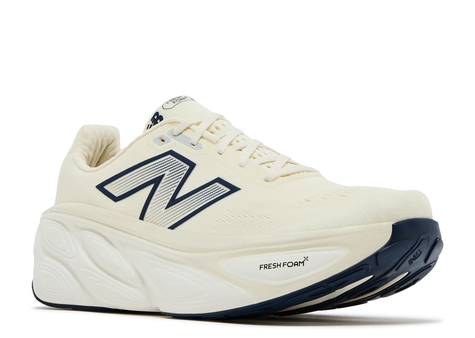 New Balance Fresh Foam X More v5 ‘Angora Hot Mango’