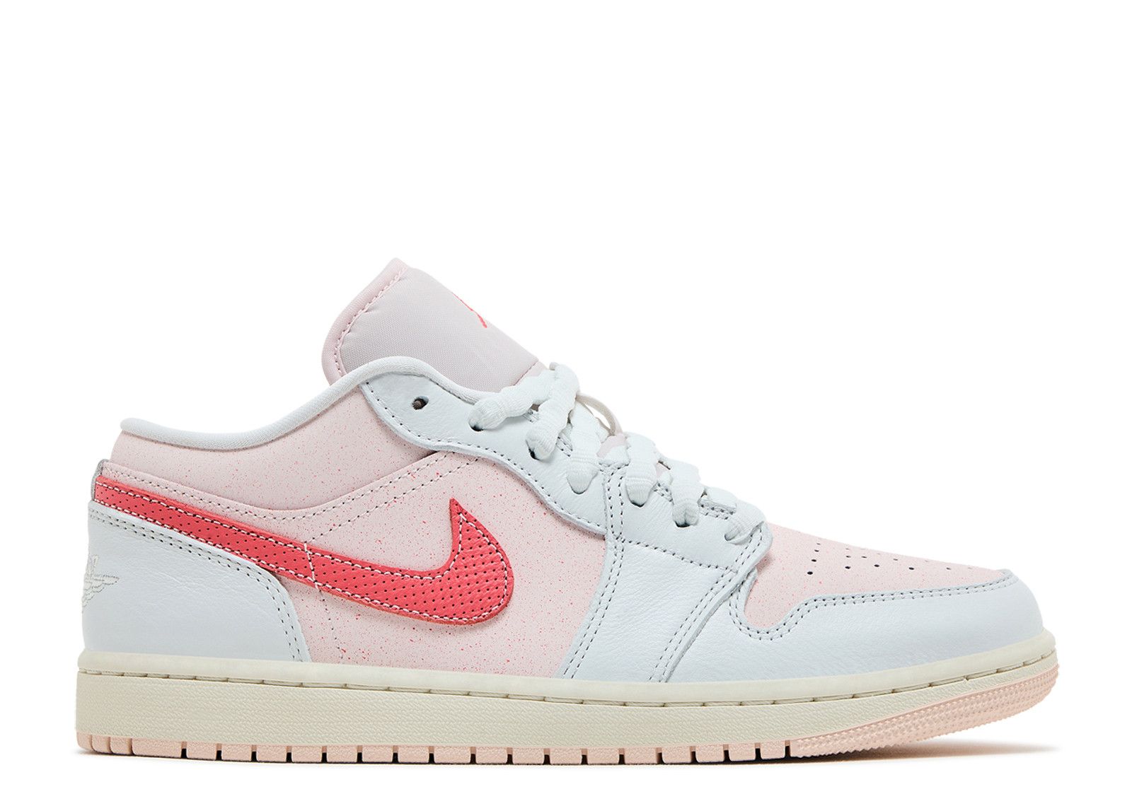 Wmns Jordan 1 Low SE 'Strawberry Milkshake'