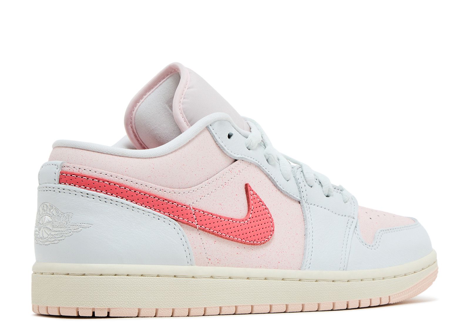 Wmns Jordan 1 Low SE ‘Strawberry Milkshake’
