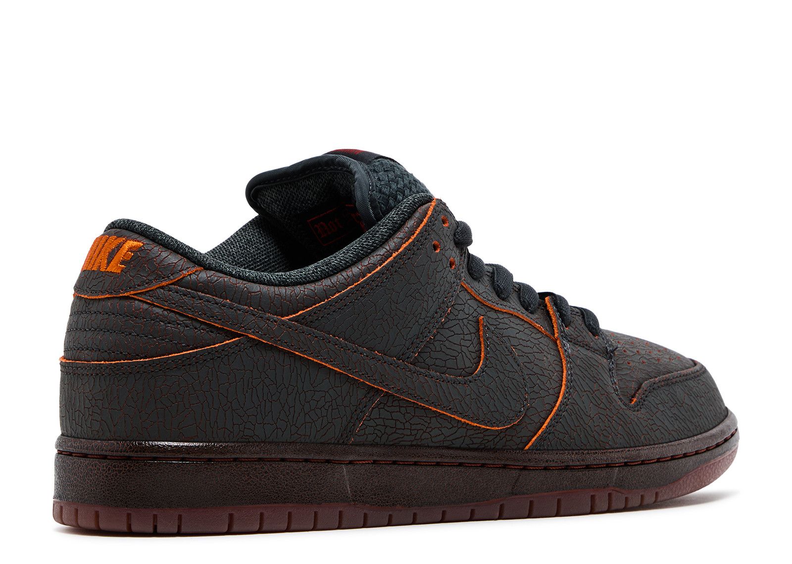 Dunk Low SB 'Krampus' - Nike - HV1668 001 - dark smoke grey