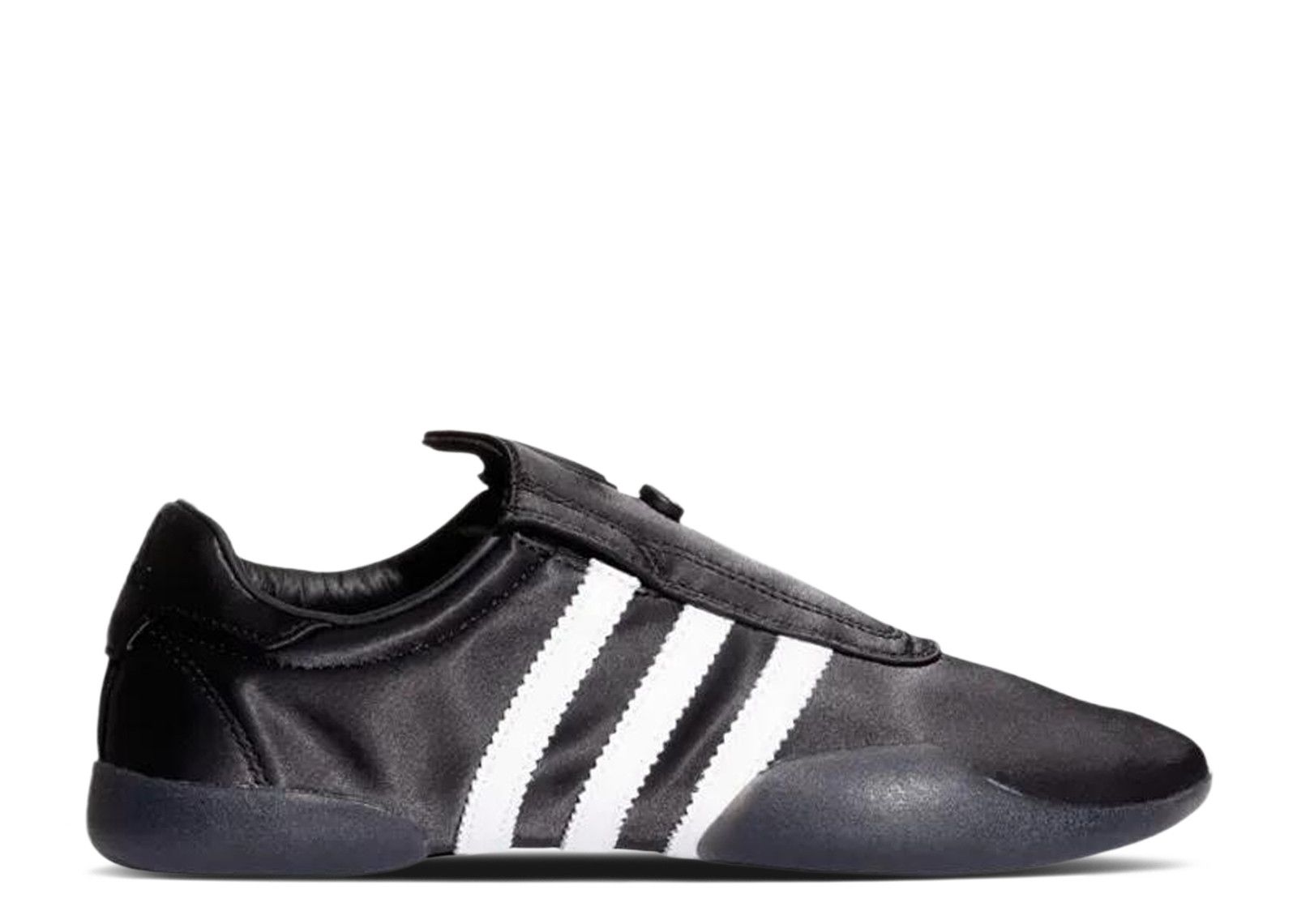 Adidas atmos pink x Wmns Taekwondo Mei 'Black Ribbon'